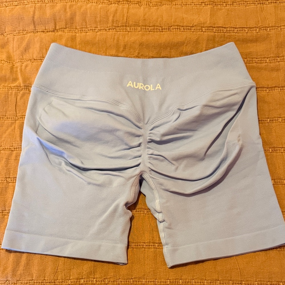 Aurola Women's Shorts